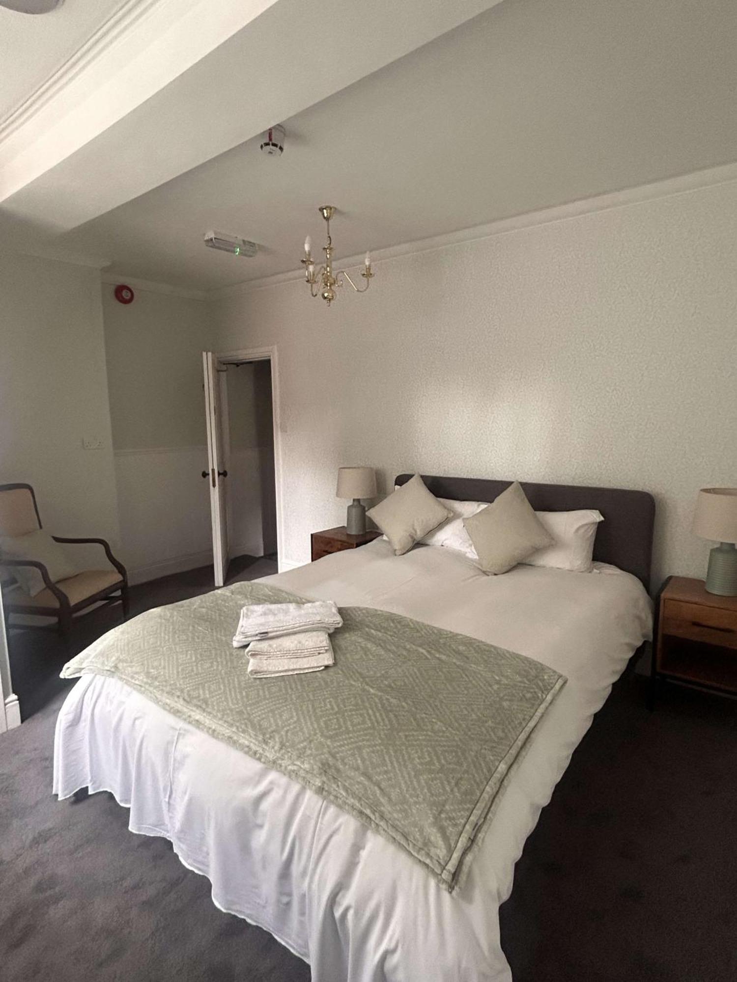 Oyo Blenheim House 호텔 에트월 외부 사진